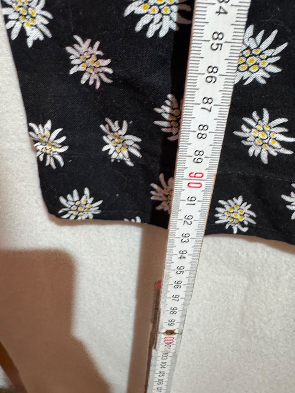 C&A Pantaloni: Stoffhose mit Edelweiss von C&A Gr. S – Usato da Grosswangen venduto da SALE_SALE_SALE 4