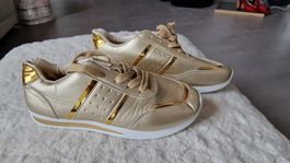 Turnschuhe / Sneaker Gold NEU