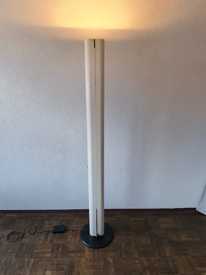 Artemide Lampen: Design Klassiker Stehlampe Recolo Microdata Artemide 180cm – Gebraucht aus Toffen von Immo-Erben