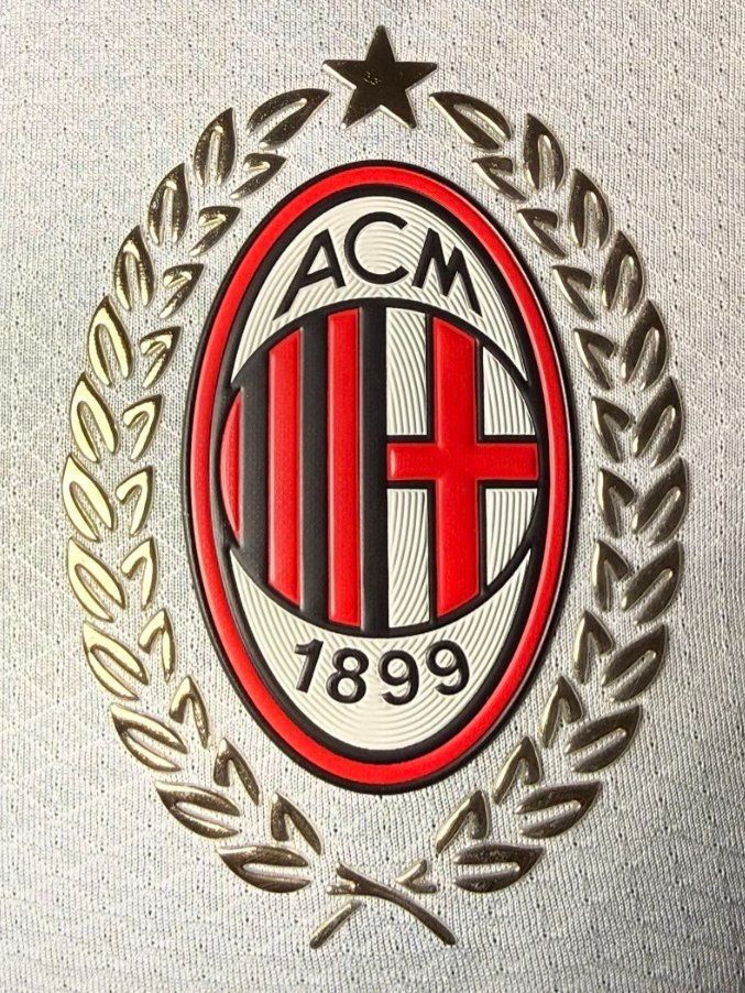 Canottiere & Pantaloni: AC Milan Trikot 2026/26 !!!! – Nuovo e nell'imballaggio originale da Trimbach venduto da TurbinaDiesel 2