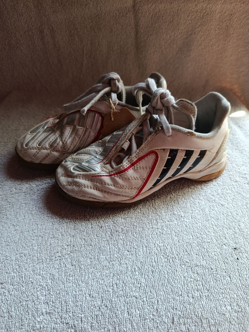 Chaussures hommes: Fußballschuhe  – D'occasion à Aarwangen par GiLANi