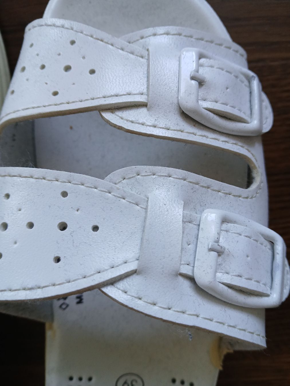 Scarpe da donna: Sandals white size 39 used – Usato da Dübendorf venduto da rol_fm6d 1