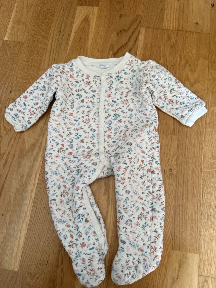 C&A Pigiama & Simili: Baby Strampler Baby Grösse 74  – Usato da Ottikon venduto da Domito