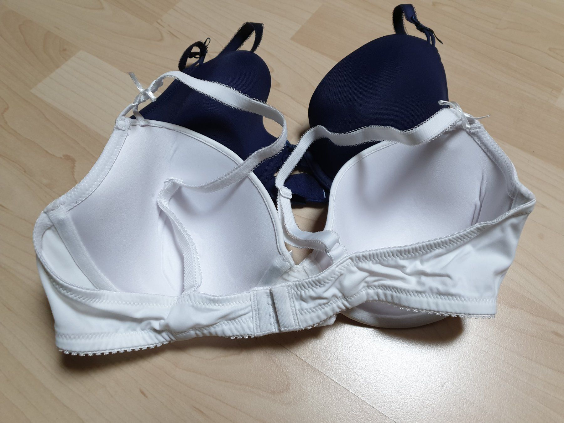 C&A Sonstige Unterwäsche: 2x BH Grösse 75C neu – Neu (gemäss Beschreibung) aus Reutigen von Easy0807 1