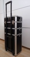 Grosser Kosmetikkoffer mit Räder und Aluminiumteleskop
