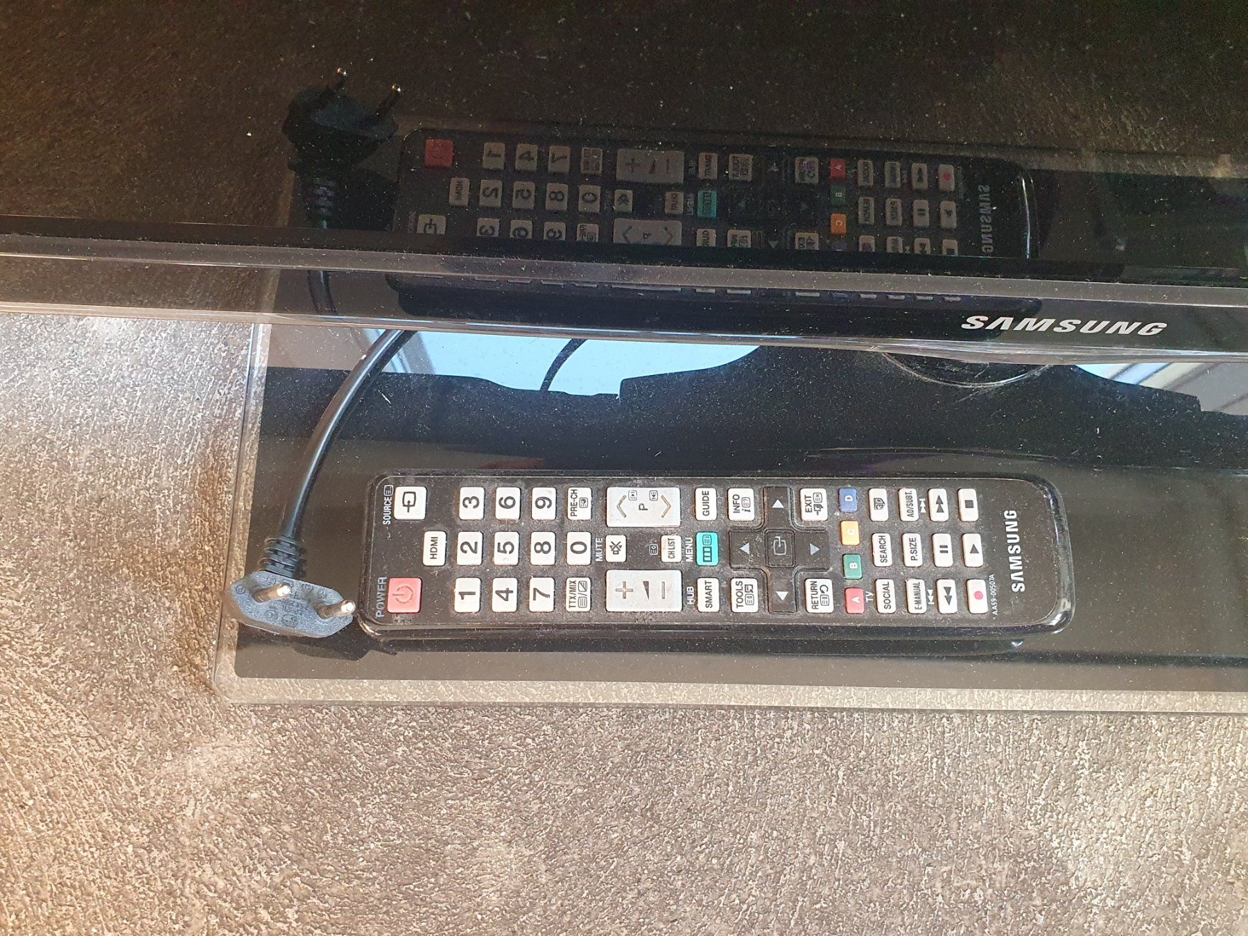 Samsung Televisori: Samsung TV – Usato da Haag (Rheintal) venduto da sch_2zy9 3