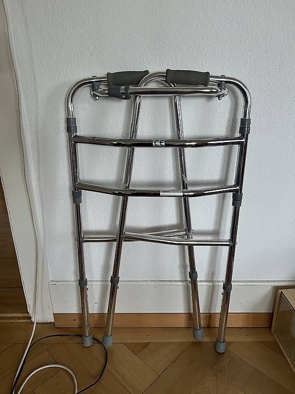 Medizinische Geräte: Gehhilfe Reziprok von Ortho-Team – Gebraucht aus Liebefeld von TizianaMeti