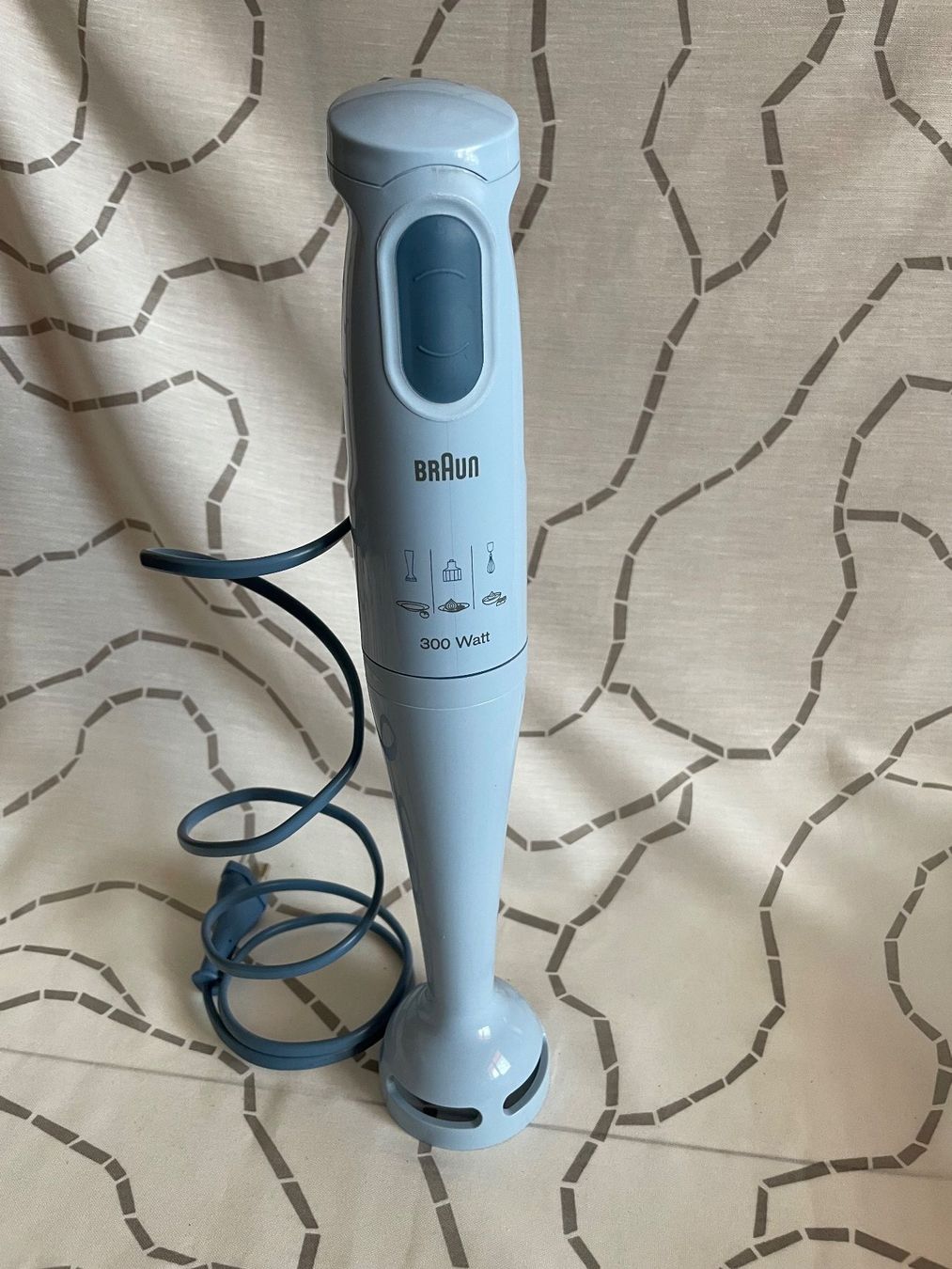 Braun Appareils de cuisine: Stabmixer Braun 300w – D'occasion à Rafz par stg101