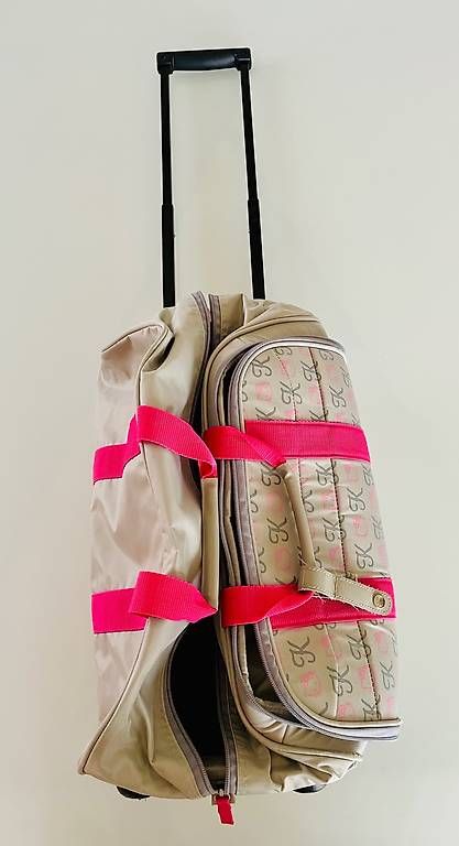 Valigie: Hello Kitty kleiner Koffer / Reisetasche – Usato da Lufingen venduto da mar_v5lj 2