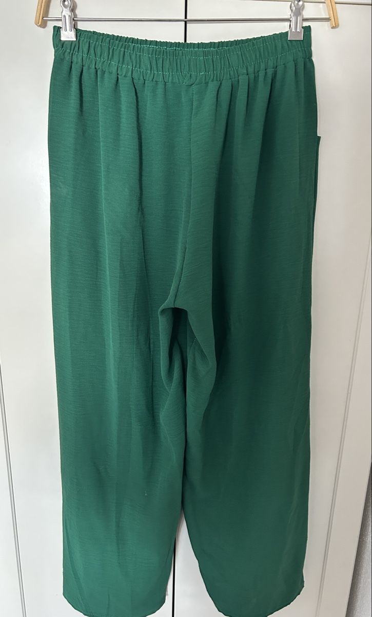 Pantaloni: Hosen Damen GR 40 Grün – Nuovo (secondo la descrizione) da Obfelden venduto da JackyRot 1