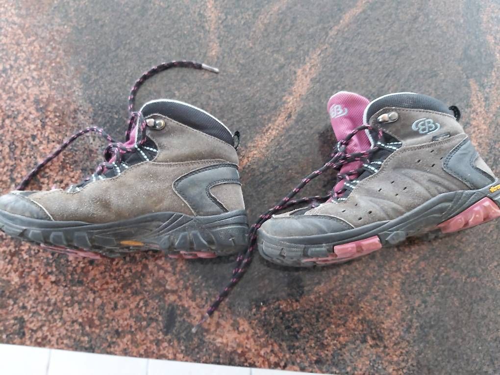 Scarpe per ragazzi: Brütting Wanderschuhe – Usato da Stalden (Sarnen) venduto da chr_s5xx 1