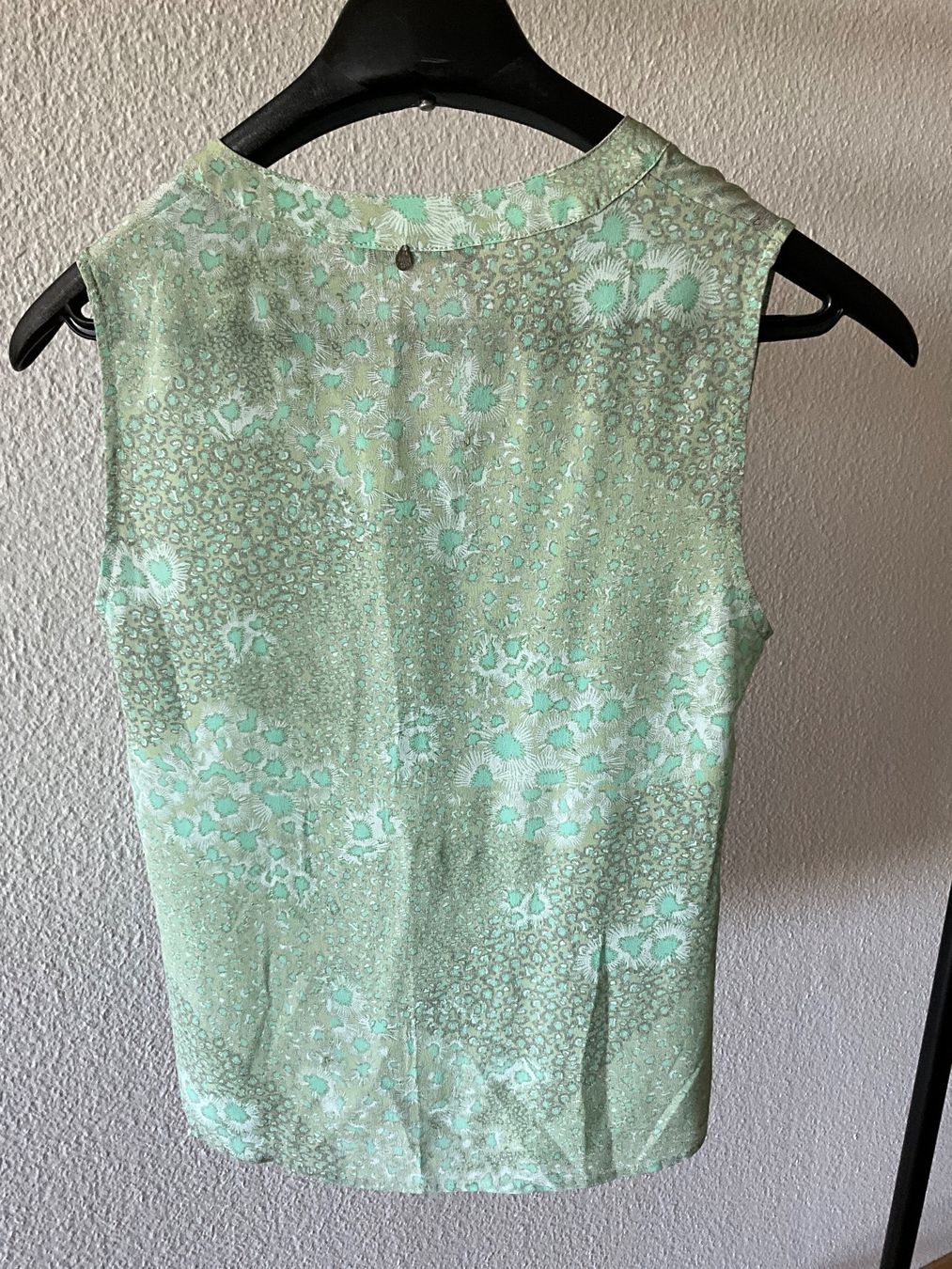 Nile Tops: Top NILE 100% Seide Gr. XS – Neu (gemäss Beschreibung) aus Muri b. Bern von SmuriS 1