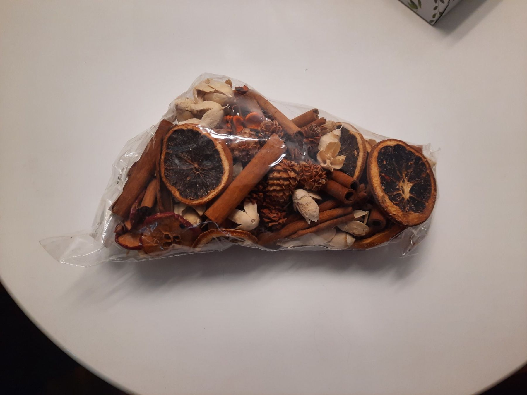 Alle Dekorationen: Früchtemix Dekoration – Gebraucht aus Zürich von ONVA-RE-USE 1