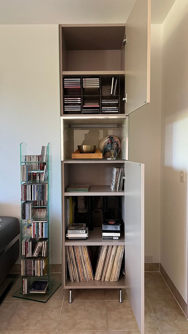 Vetrine: Schrank Vitrine JOOP – Usato da Binningen venduto da Soraya267 1