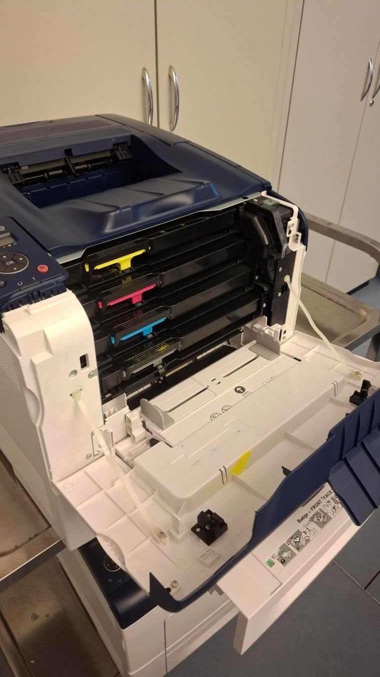 Xerox Imprimantes: Xerox Phaser 6600 Farbdrucker – D'occasion à Allschwil par Stormize91 1