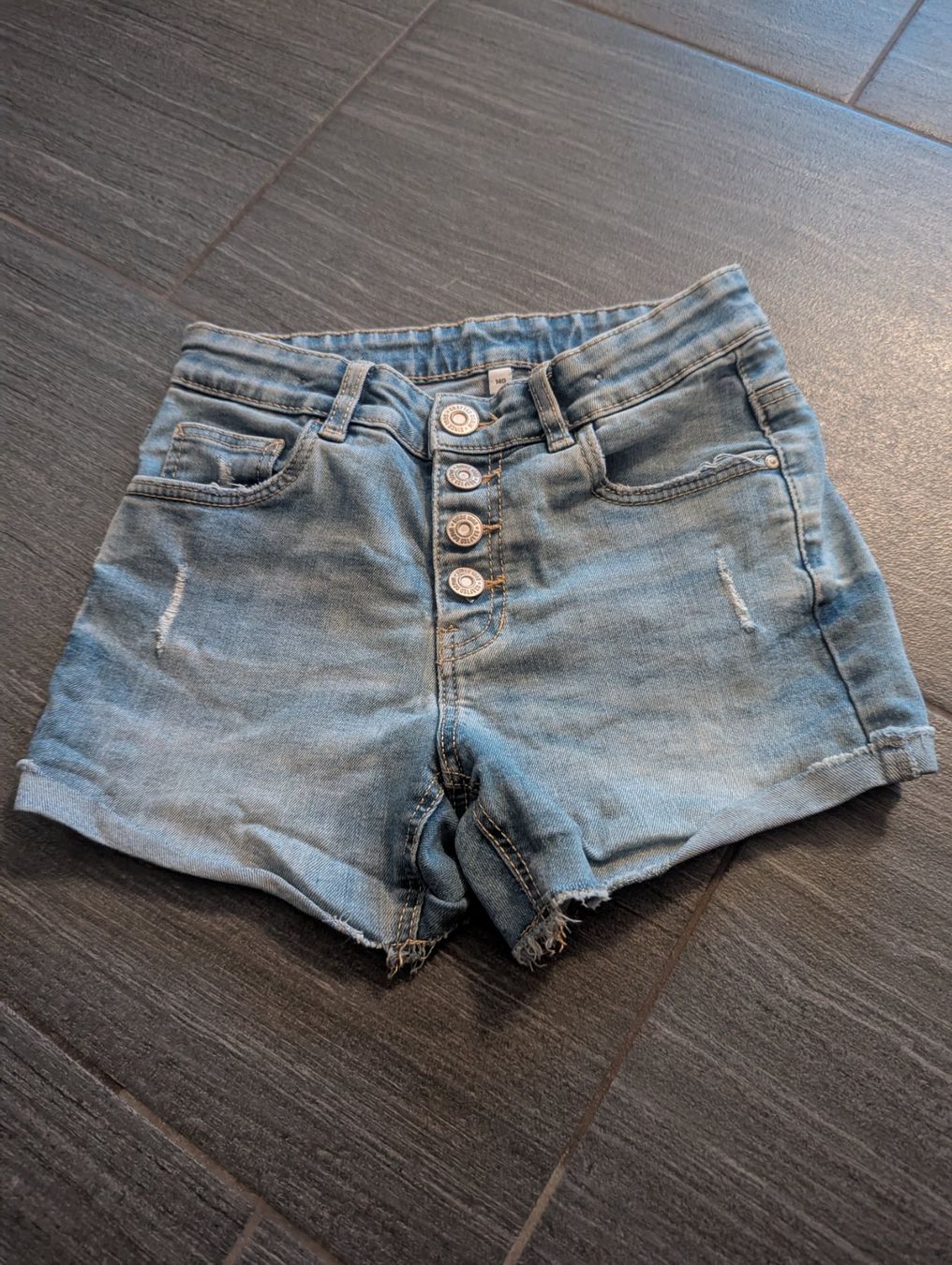 Pantaloni: Shorts 140 – Usato da Wangen ZH venduto da Nadja056