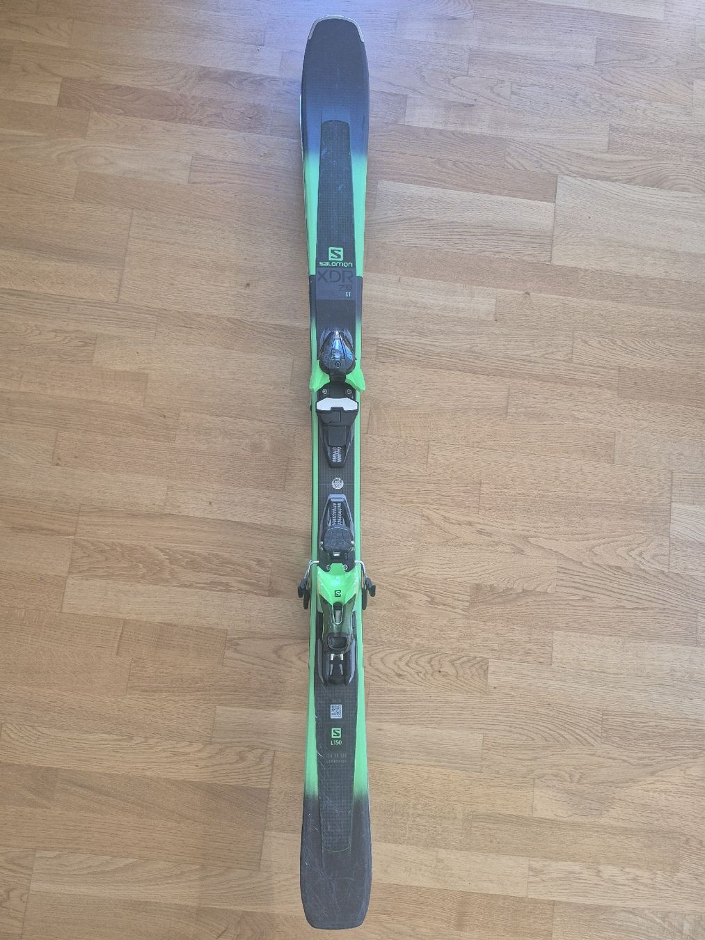 Salomon Skis: Ski 150 cm + boots g.41 – D'occasion à Zürich par oscarc1