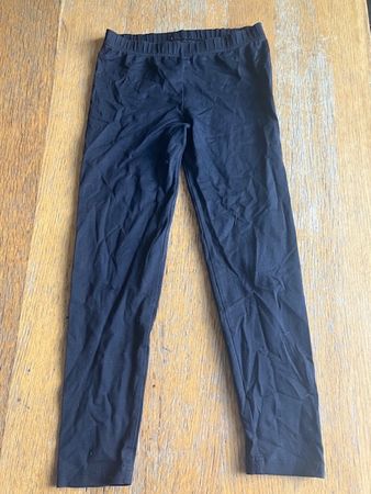 Schwarze Leggings (Gr. 140)