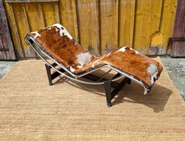 Stilvolle Corbusier LC4  Fell Replika