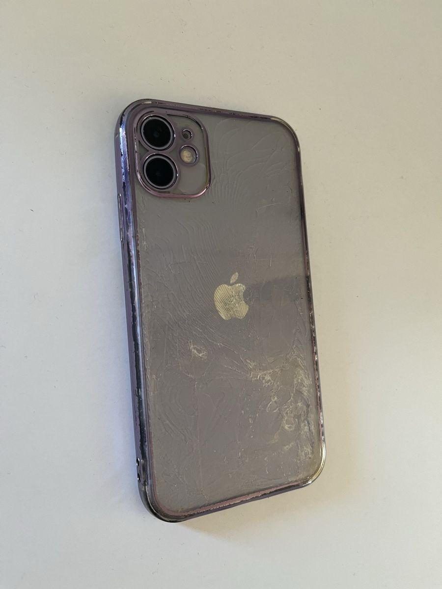Apple Telefoni cellulari / Smartphones: iPhone 11 – Usato da Troistorrents venduto da Marie_anna_vs 1