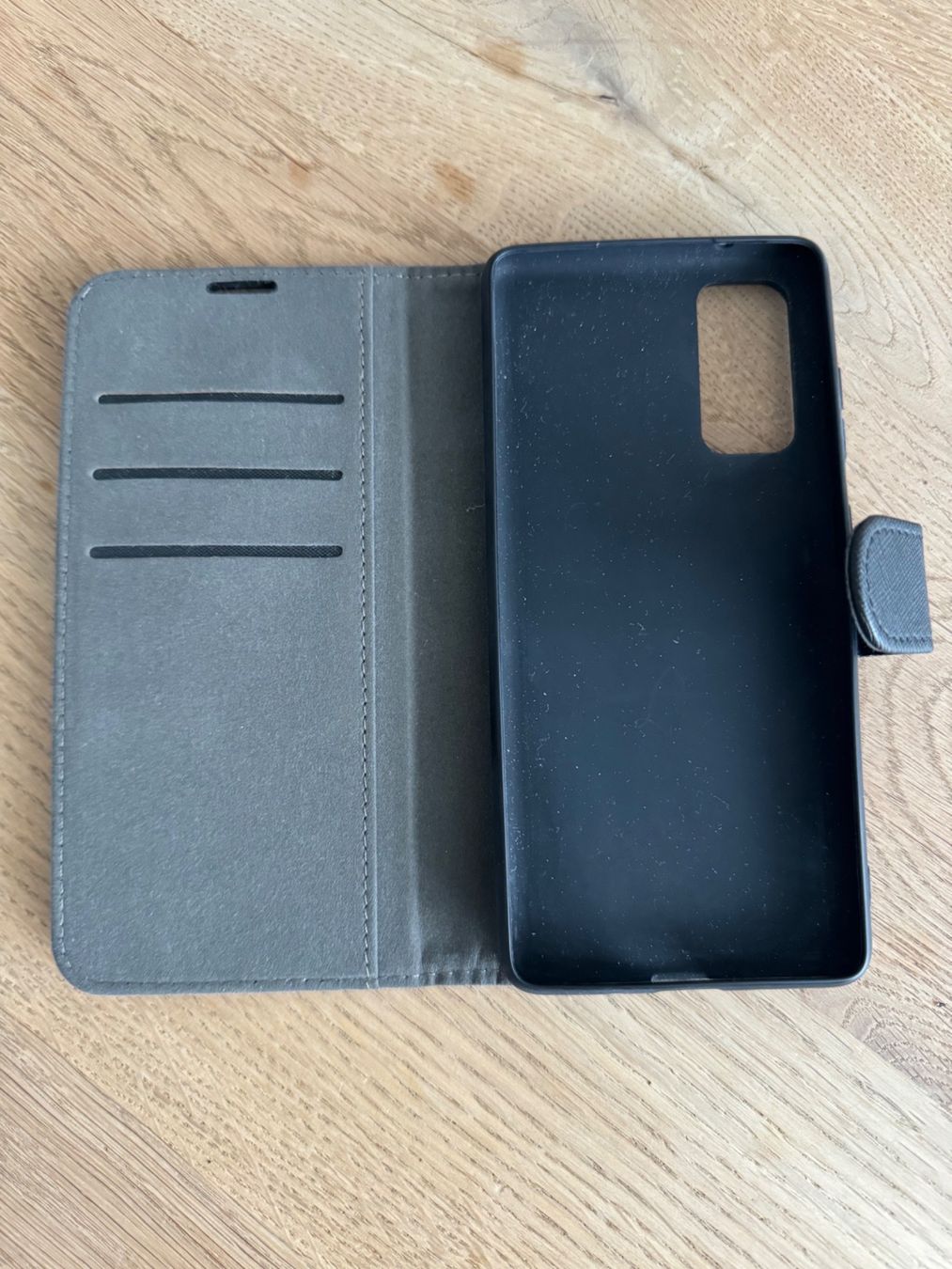 Covers & Schutzfolien: Samsung S20 FE Cover – Neu und originalverpackt aus Köniz von Subway78