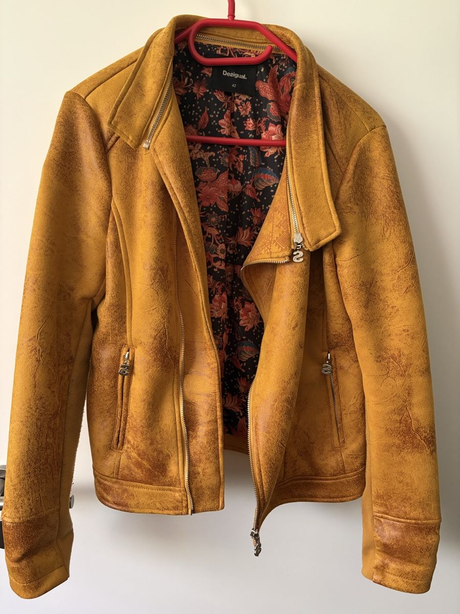 Desigual Giacche: Jolie veste Desigual taille 42 – Nuovo (secondo la descrizione) da La Chaux-de-Fonds venduto da ver_yj87