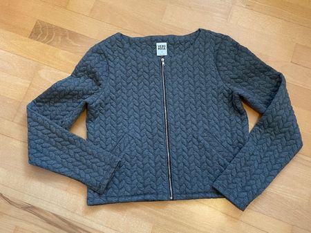 Graues Vero Moda Steppjäckchen, Grösse 36