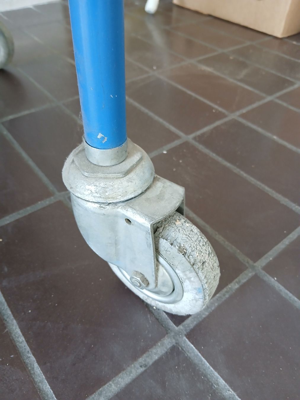 Mobili & Arredamento: Werksradtwagen – Usato da Winterthur venduto da Filasez 2