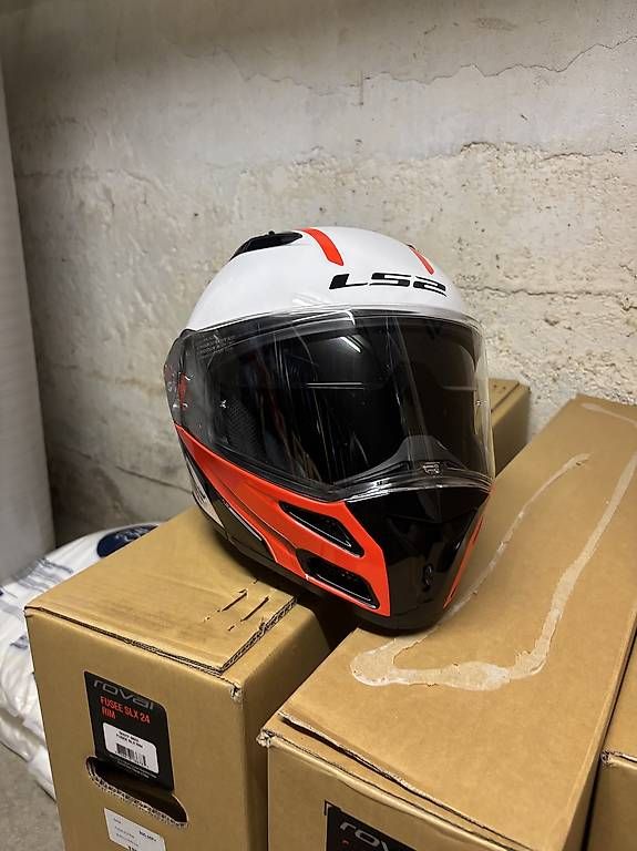 Helme & Visiere: FF324 Metro Rapid Motorradhelm – Neu (gemäss Beschreibung) aus Flawil von lar_582m