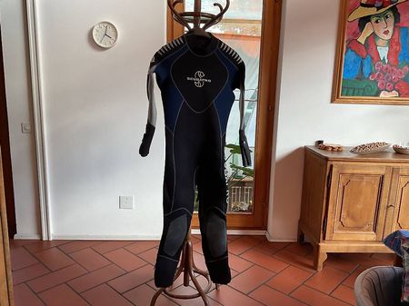 Tuta da sub nuova per immersioni