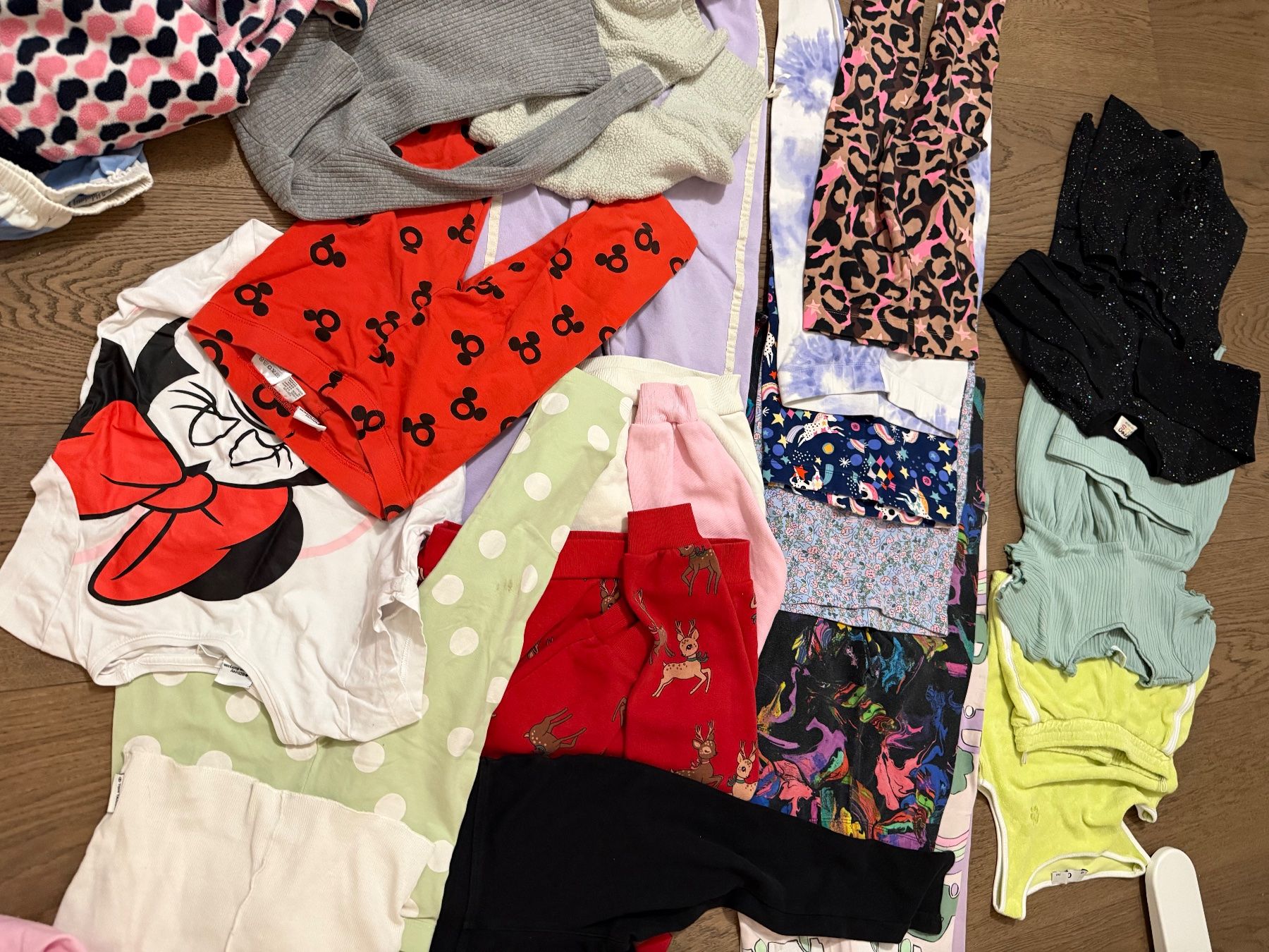 Lotti & Set di vestiti: Assorted Children Clothing Bundle, Mixed Items, Used – Usato da Oberglatt ZH venduto da Sale12 5