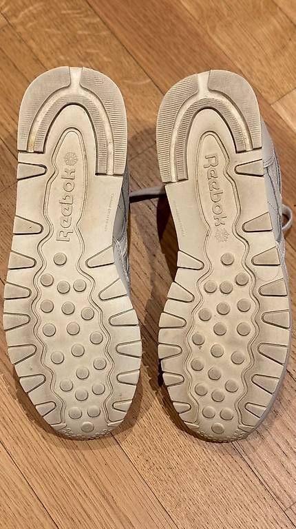Chaussures femmes: Reebok Schuhe Grösse 39 – D'occasion à Matten b. Interl par atc_p2hb 1