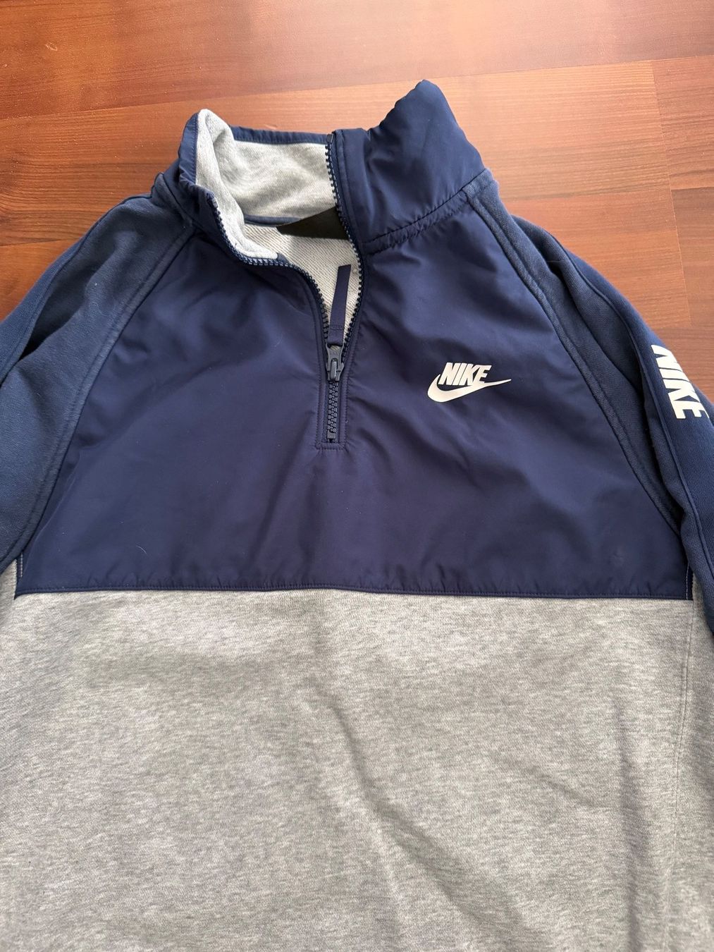 Nike Maglioni & Felpe: Nike Half Zip Sweatshirt – Usato da Grabs venduto da Alvin13 1