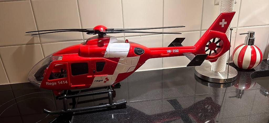 Giocattoli: Grosser Rega Helikopter – Usato da Bern venduto da sshueli