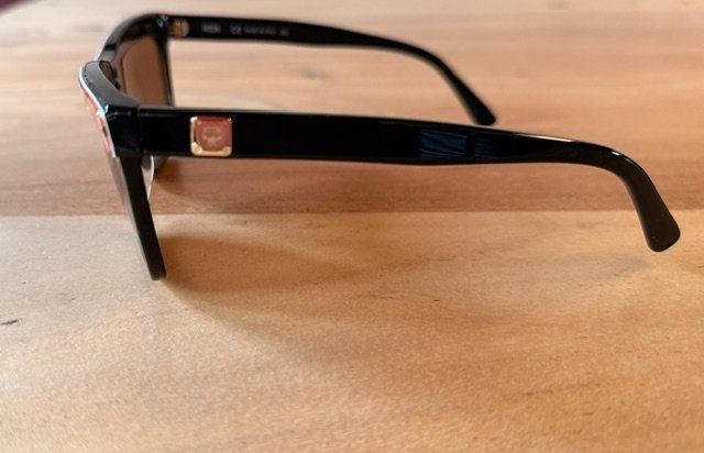 Mcm Occhiali & Lenti: MCM Sonnenbrille neuwertig – Usato da Lömmenschwil venduto da classico01 2