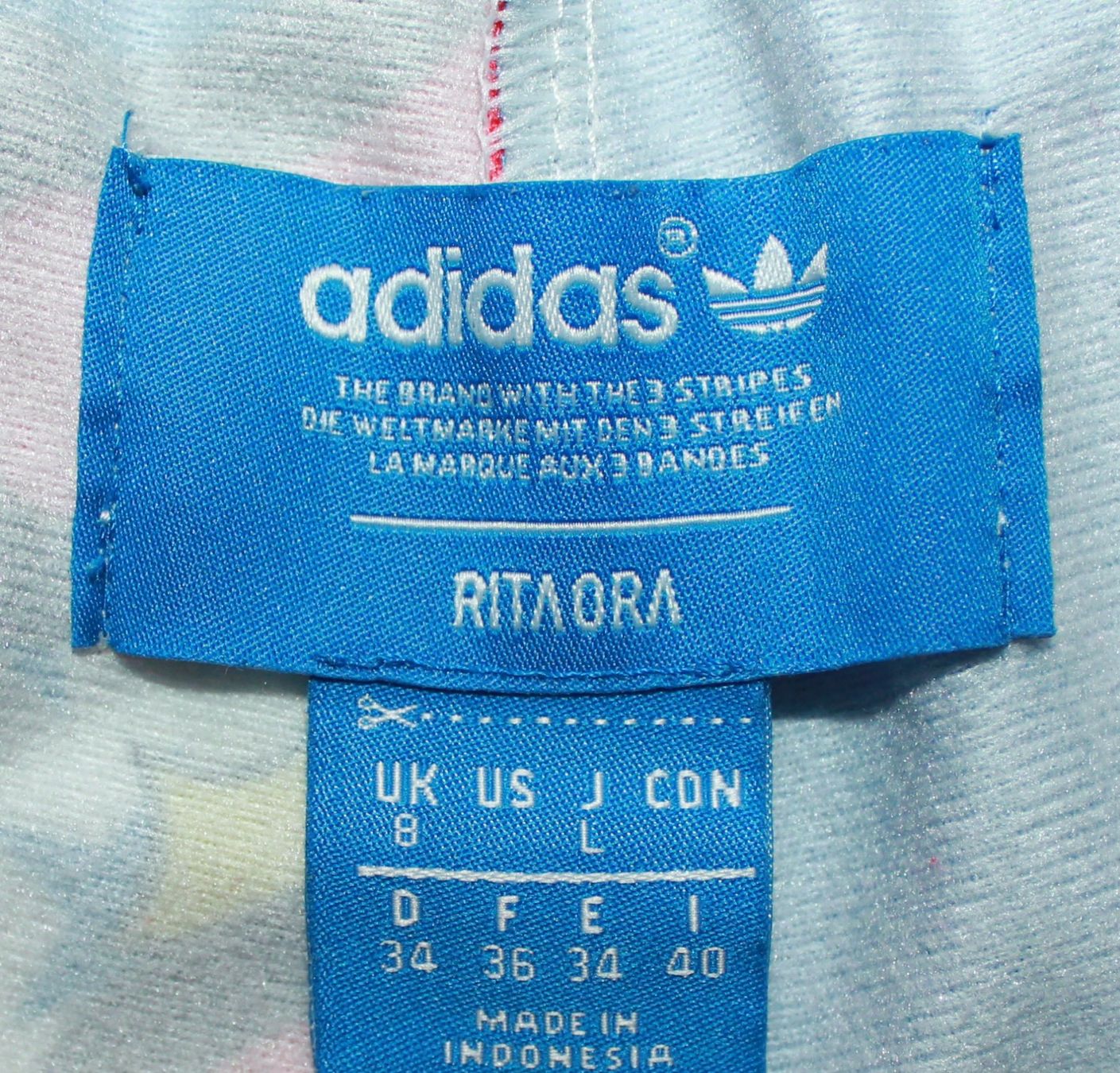 Adidas Pantaloni: Training Adidas Rita Ora t. 34 – Usato da Peseux venduto da Gilloss 5