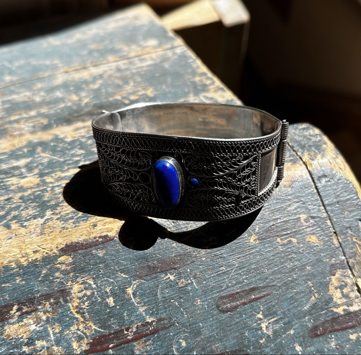 Bracciali & Braccialetti: Armreif aus Silber mit Lapislazuli – Usato da Donat venduto da troja007 1