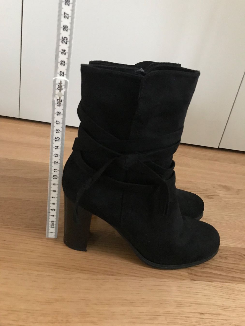Scarpe da donna: Stiefeletten – Usato da Dübendorf venduto da nela123 9
