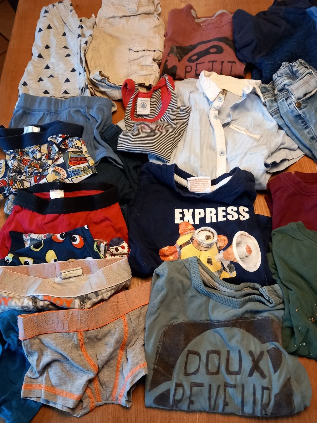 Lotti & Set di vestiti: lot 3 ans – Usato da Courrendlin venduto da tititchoun 1
