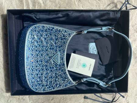 PRADA Cleo Crystal Satin Bag – Celeste Hellblau – NEU