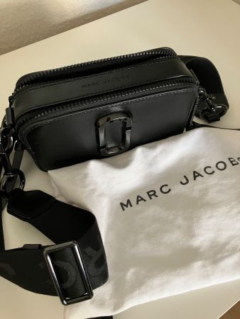 MARC JACOBS THE SNAPSHOT
