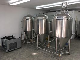 3x 600l Zylinderkonische Gär- und Lagertanks für Bier