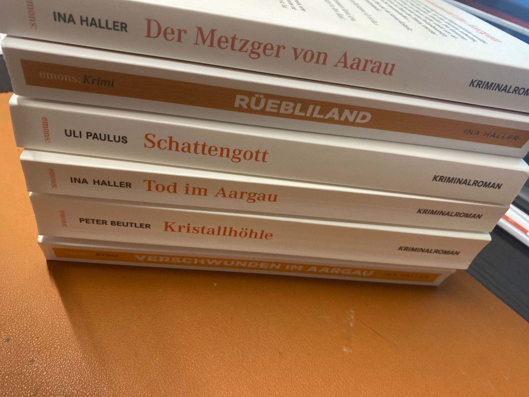 Livres: 6 Aargauer Krimis emons Verlag – D'occasion à Erlinsbach SO par Silverstorm 2