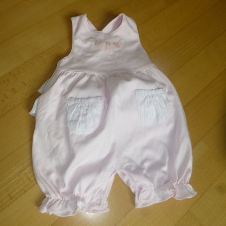 Neuer Baby--Sommer-Strampler