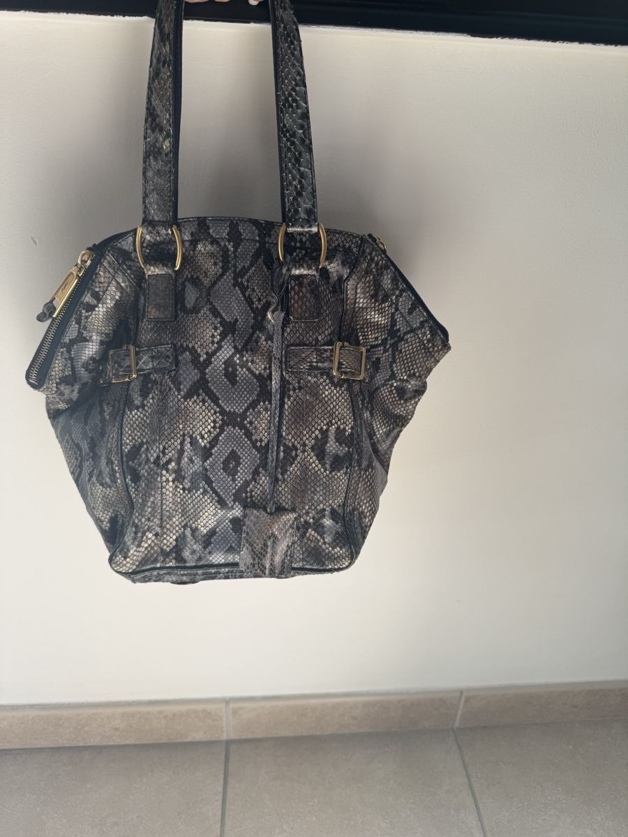 Saint Laurent Taschen für Damen: Yves Saint Laurent Sac à main python – Gebraucht aus moudon von jaunejaunelapinjaune 1