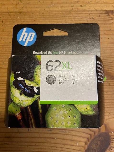 Hewlett Packard Cartucce per stampanti & toner: Original HP TInte schwarz und farbig – Nuovo e nell'imballaggio originale da Widnau venduto da Blackbeauty1