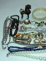 Modeschmuck Konvolut: Ketten, Ring, Armreifen, Vintage!