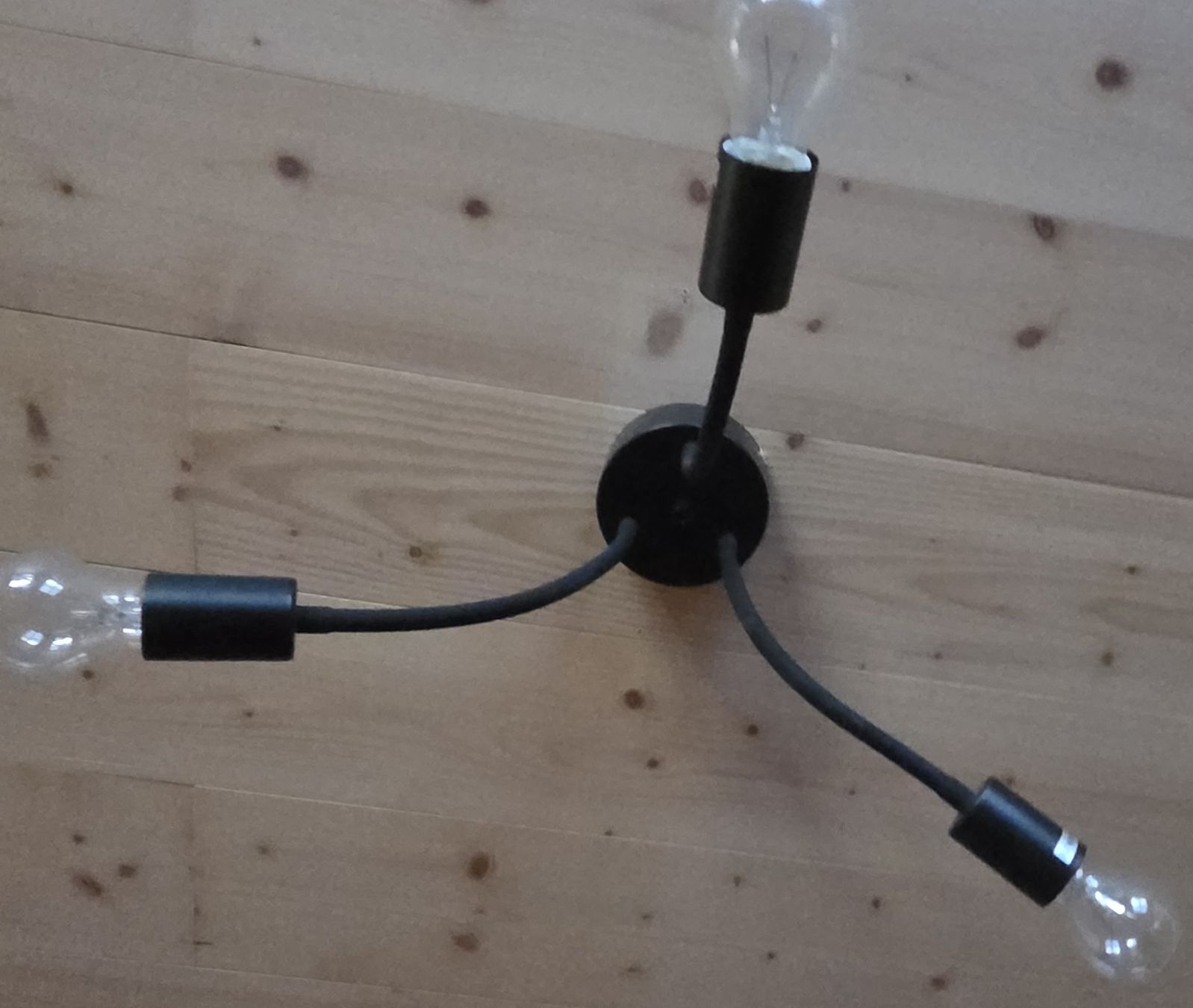 Lustres & lampes de plafonds: Deckenleuchte schwarz  – D'occasion à Arni BE par Jolanda2000