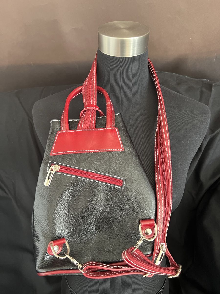 Zaini: Lederrucksack schwarz-rot – Usato da Zofingen venduto da MarcellaL 1