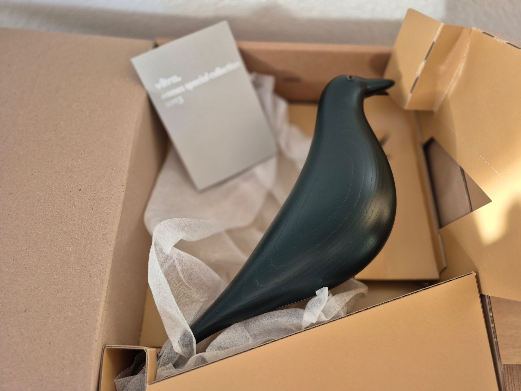 Vitra Figuren: VITRA Eames House Bird dark green – Neu und originalverpackt aus Hirschthal von edr567